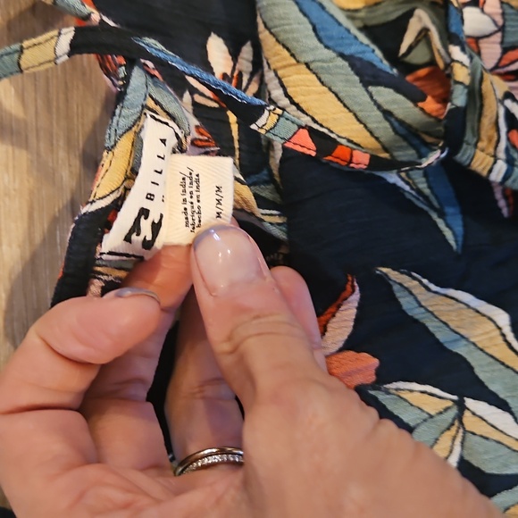 Billabong Dress Size Medium - Picture 3 of 3